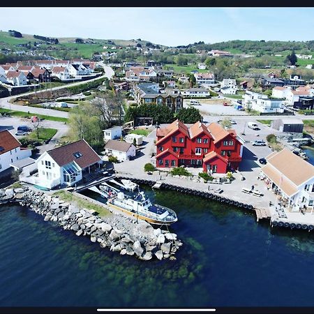 Sjoberg Hotell Og Ferie Leiligheter Osthusvik ภายนอก รูปภาพ