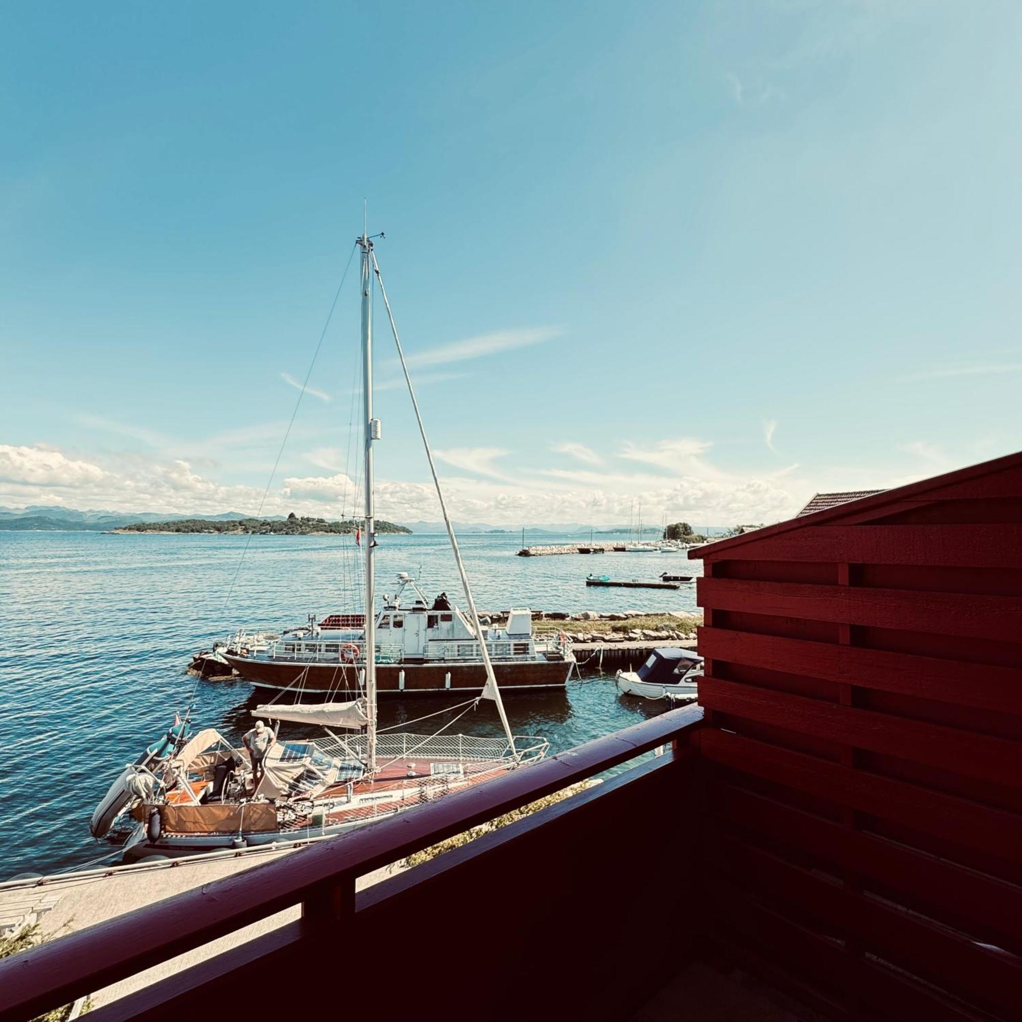 Sjoberg Hotell Og Ferie Leiligheter Osthusvik ภายนอก รูปภาพ