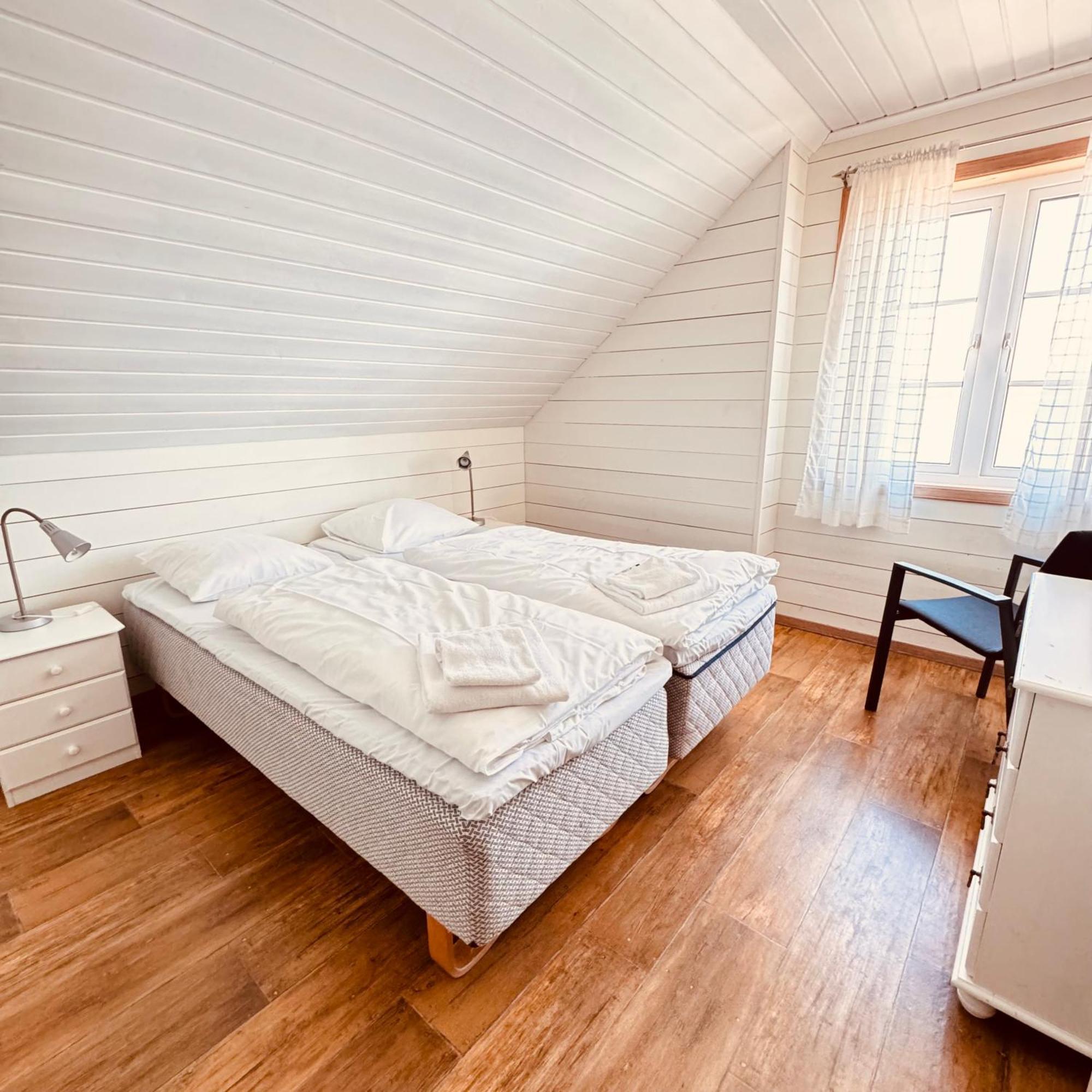 Sjoberg Hotell Og Ferie Leiligheter Osthusvik ภายนอก รูปภาพ