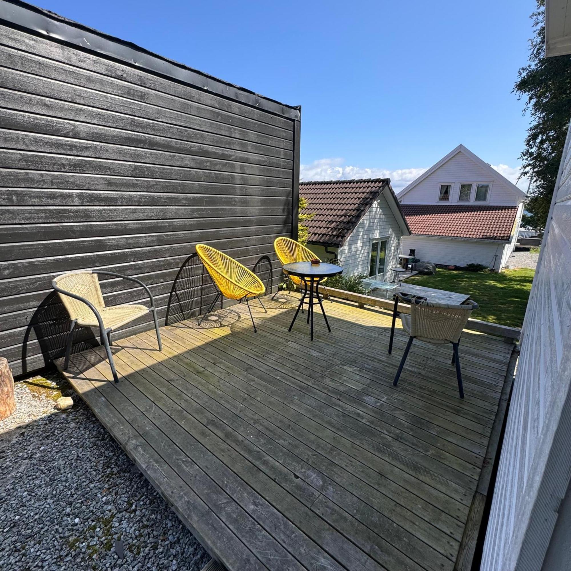 Sjoberg Hotell Og Ferie Leiligheter Osthusvik ภายนอก รูปภาพ